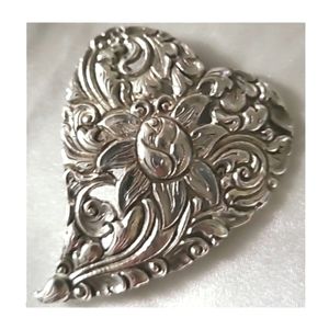 Chic Silver Love Heart Silver .800 High Relief Pin/Brooch